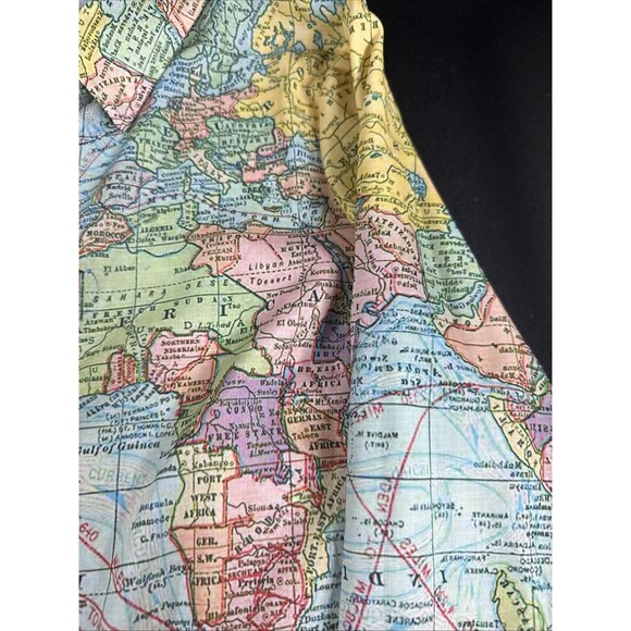 Miss Look Linen Button Down World Map Long Sleeve Blouse Women's Size Medium - Picture 6 of 11